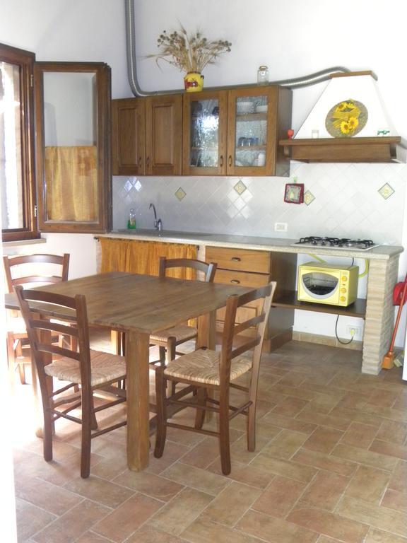 Agriristoro Podere S. Andrea ماسا ماريتيما المظهر الخارجي الصورة